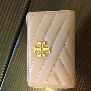 Tory Birch Kira Chevron Medium Slim Wallet pink